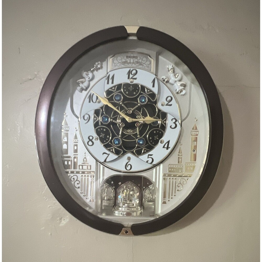 Seiko Round Analog Wall Clock Melody Chime Arabic Numerals Brown Gold